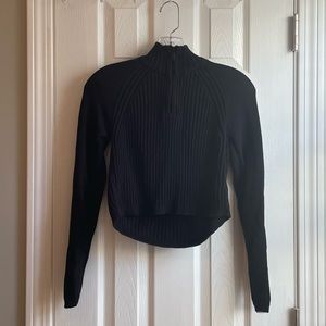Urban Outfitters Cropped Black Sweater w White Stripes on Arms. Size S.